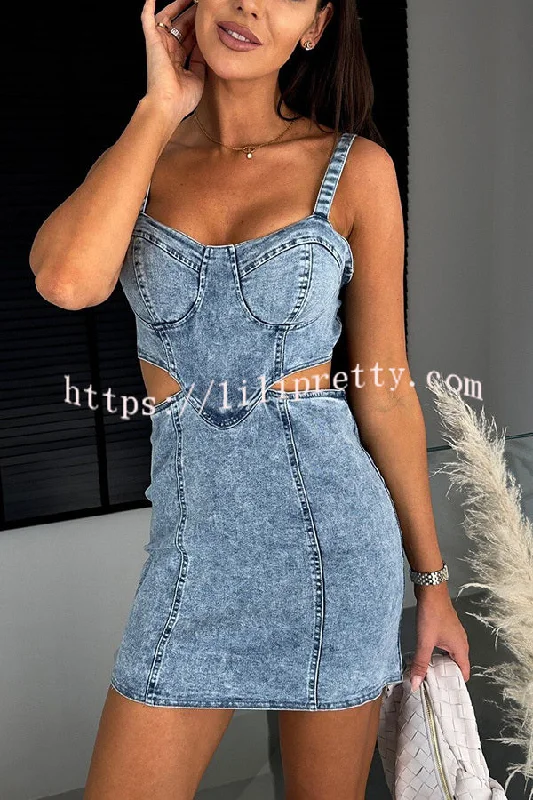 Picilo Denim Sweetheart Neck Cutout Waist Stretch Mini Dress