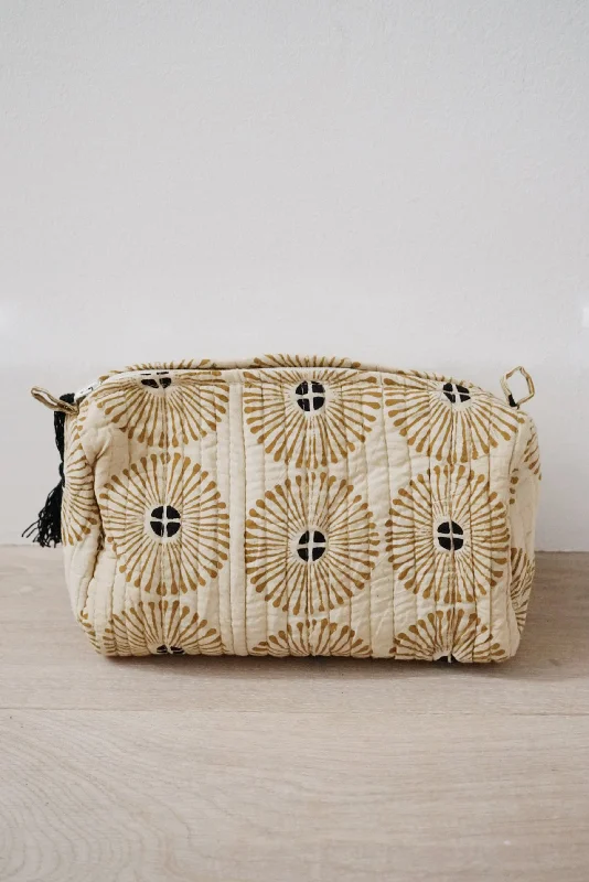 The Wash Bag // Sea Urchin