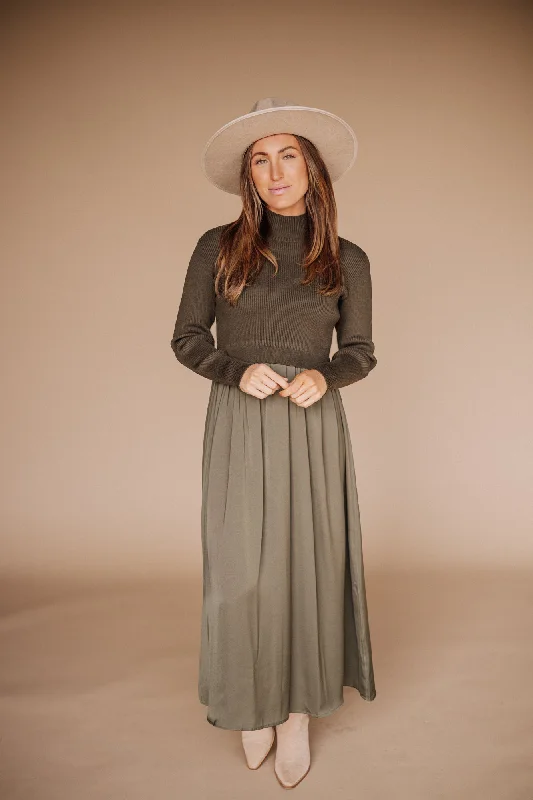 Autumn Sweater Dress in Olive