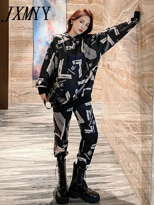 imCharms 2023 Spring and Autumn Western Style Sports Casual Suit Women's Large Size Loose Printed Sweater College Trend