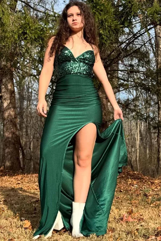 Green Spaghetti Straps V-Neck Pleats Mermaid Prom Dress with Sequins